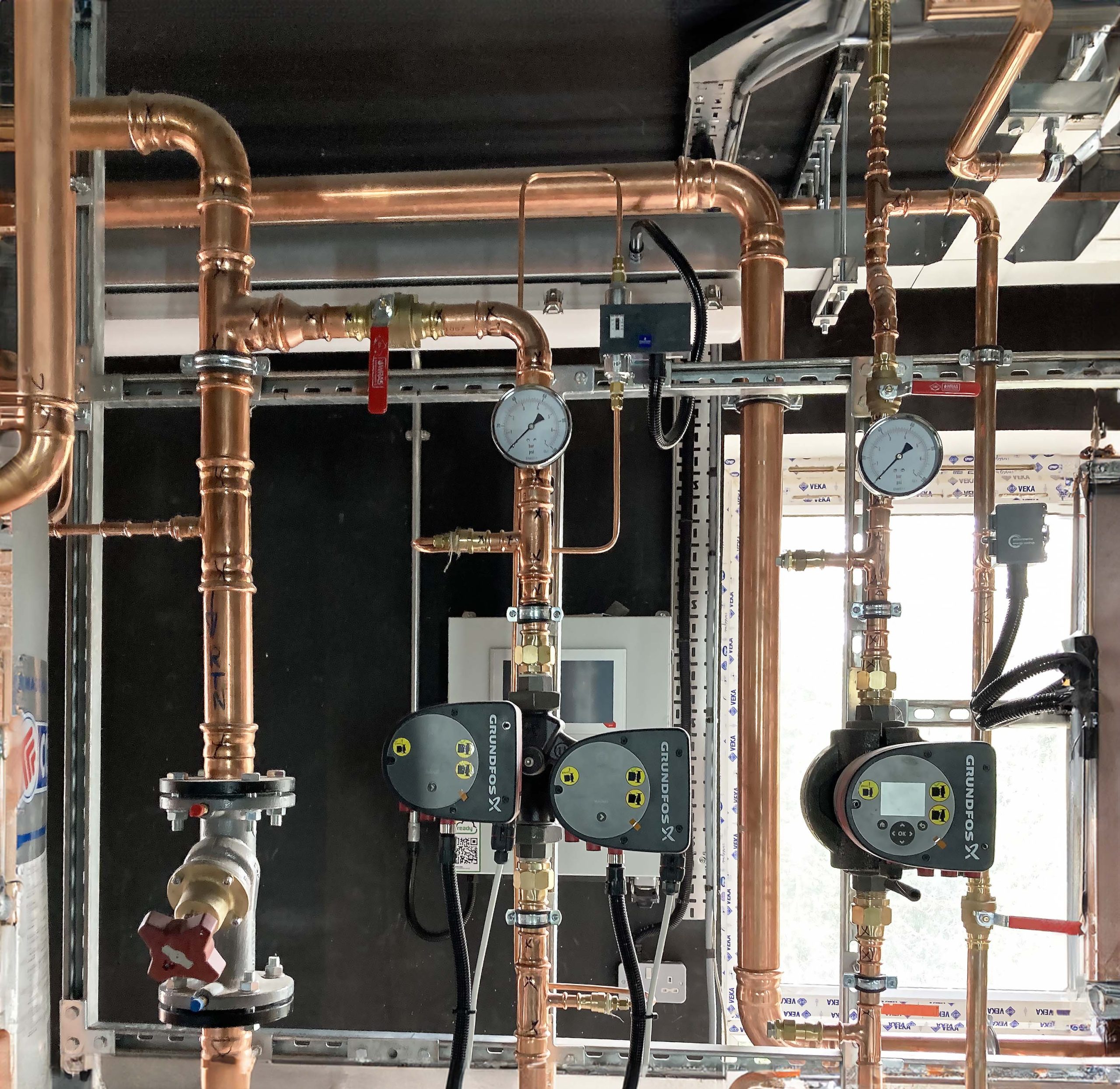 Copper pipes with gauges